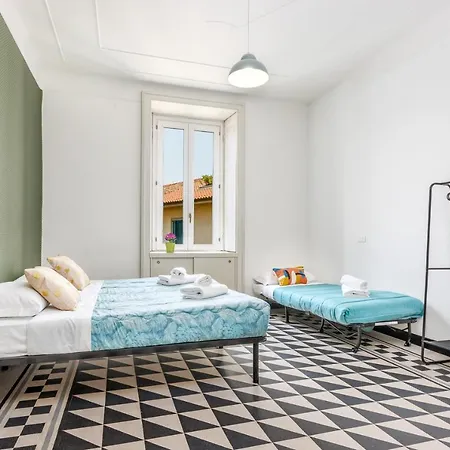 Feel - Porta Nuova Гостевой дом Бергамо