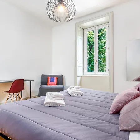 Feel - Porta Nuova Гостевой дом *